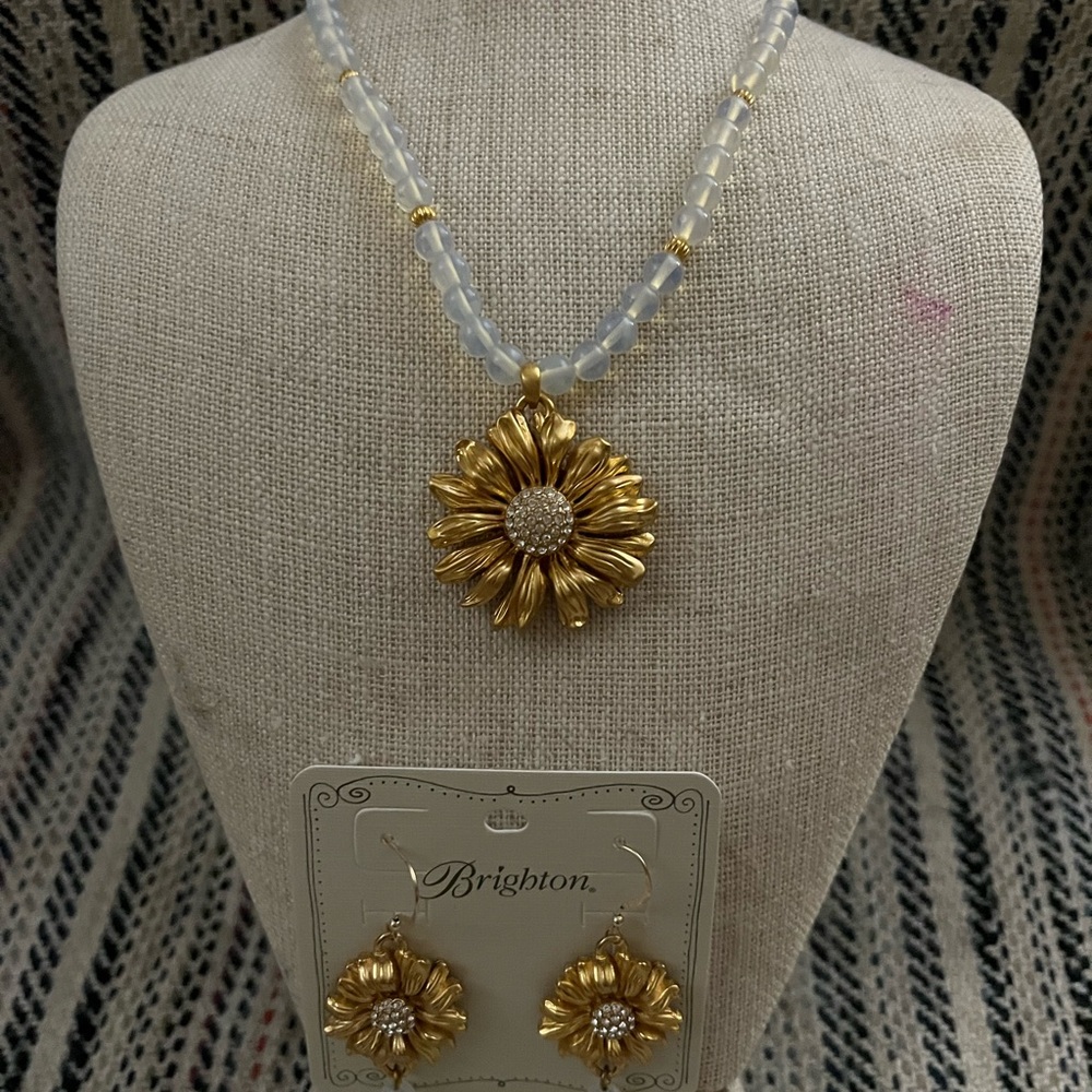 Brighton Gold Daisy Dee beaded/crystal  Necklace, Bracelet, Earrings NWT $304